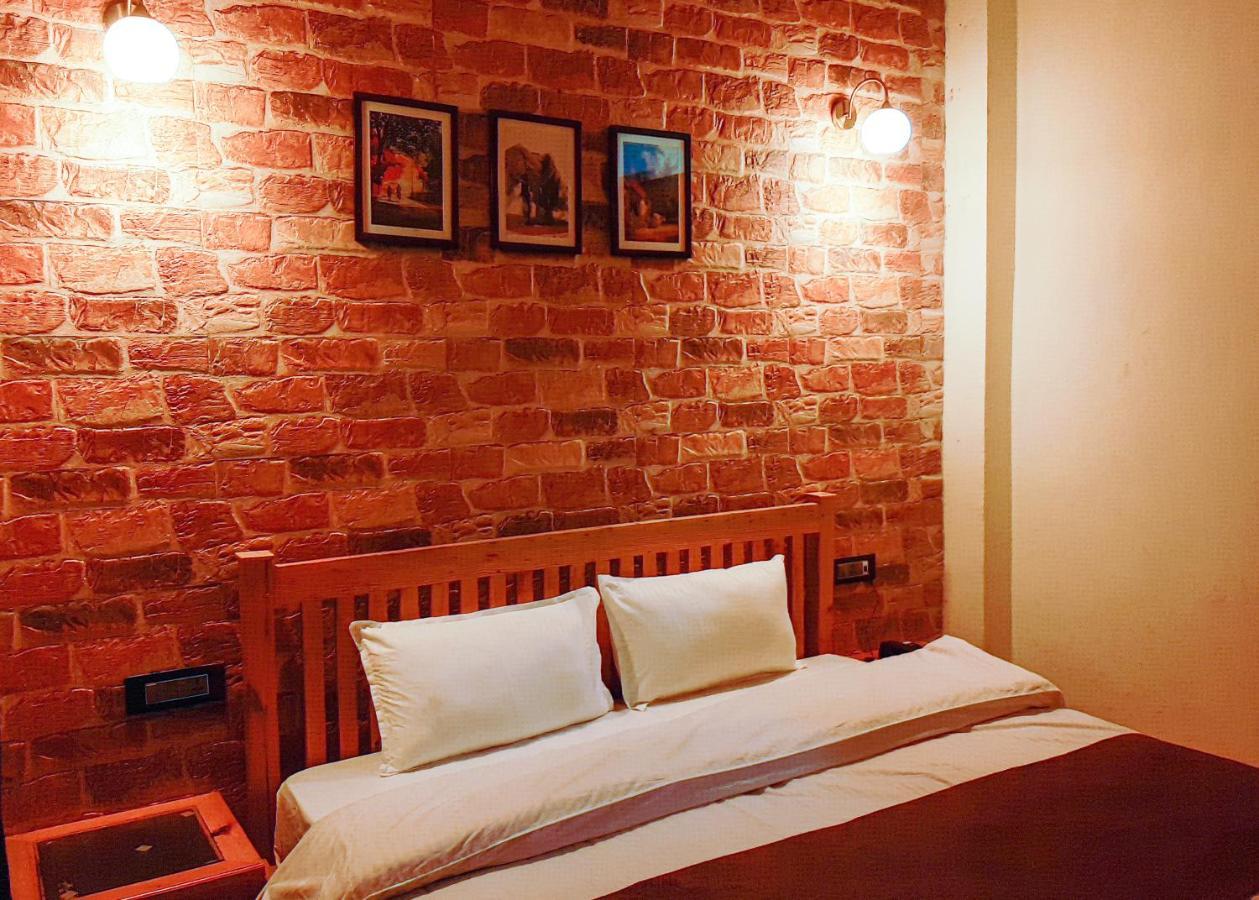 Hotel Oakland Landour Мусори Екстериор снимка